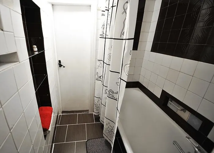 бюджетная на леси украинки